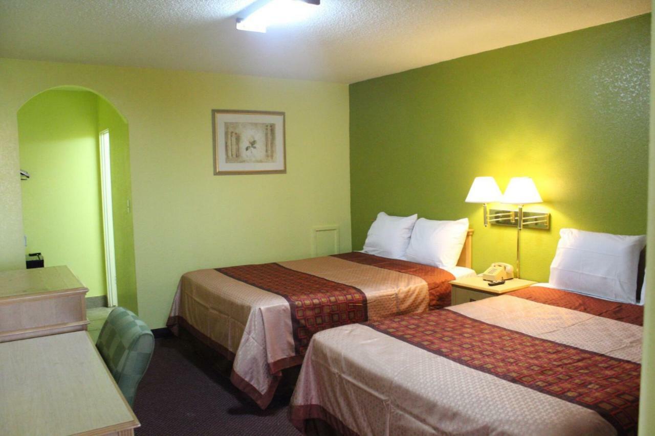 Hutchinson Inn 외부 사진